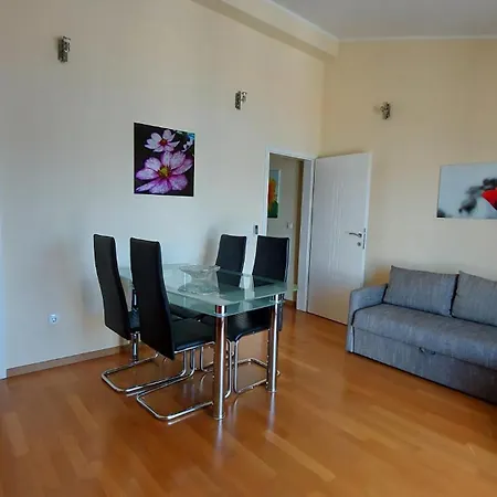 Apartment Jelica, Helle Mit Sonnenbalkon Trogir